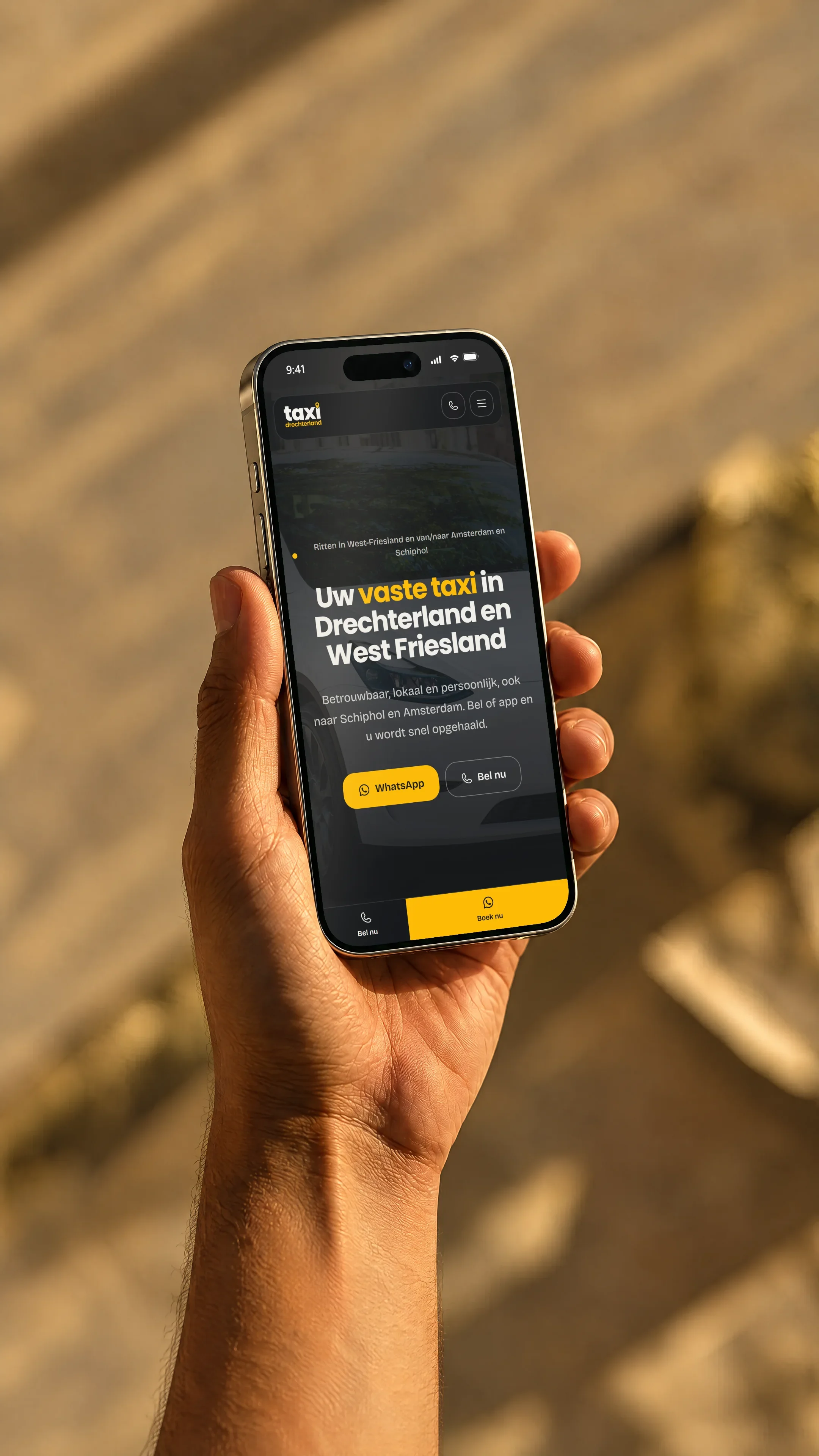 Mobiele website van Taxi Drechterland op een iPhone